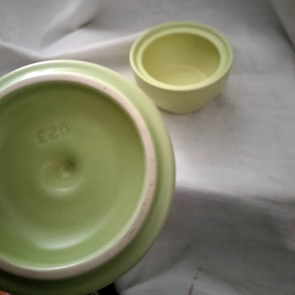⭐3 for$15 Pfaltzgraf bowl with lid - Picture 6 of 8